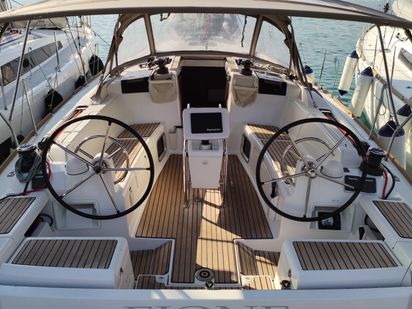 Sailboat Jeanneau Sun Odyssey 419 · 2018 · Eione (1)