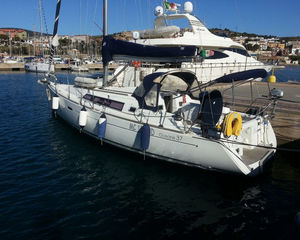 Beneteau Oceanis 37