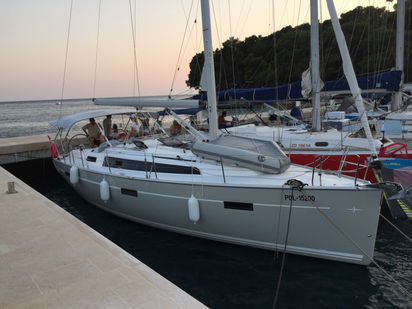 Segelboot Bavaria Cruiser 37 · 2015 (0)