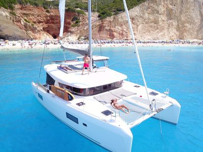 Catamaran Lagoon 42 · 2020 · No Name (1)