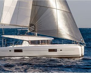 Lagoon 42