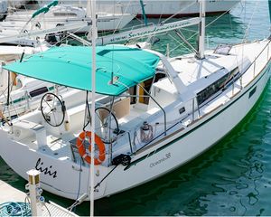 Beneteau Oceanis 38