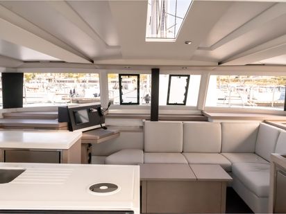 Catamaran Fountaine Pajot Astrea 42 · 2021 · Ion (1)