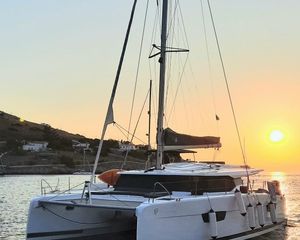 Fountaine Pajot Astrea 42