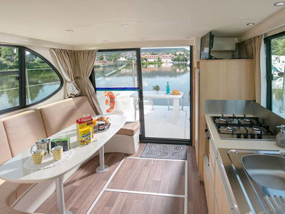 Casa flotante Nicols Octo Fly C · 2022 · RHEINSBERG (1)