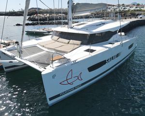 Fountaine Pajot Lucia 40