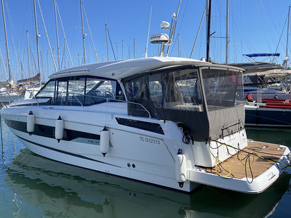Barco a motore Jeanneau NC 37 · 2022 (0)