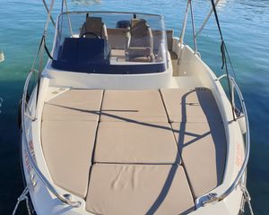 Quicksilver 675 Sundeck