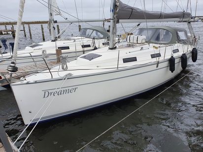 Voilier Bavaria 32 · 2011 · Dreamer (0)