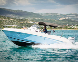 Beneteau Flyer 750