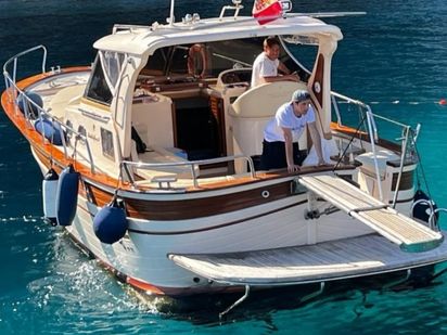 Motorboot Fratelli Aprea Sorrento 32 HT · 2018 (refit 2021) · Gozzo Fratelli Aprea 32 (0)