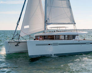 Lagoon 450 S