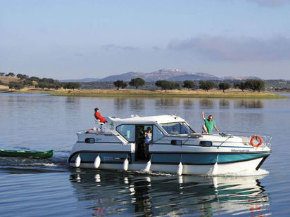 Houseboat Nicols Confort 1100 · 2006 (0)