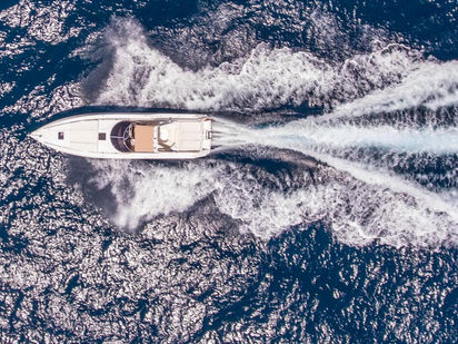 Motorboat Sunseeker 43 · 1993 (refit 2018) · Adrenaline (1)