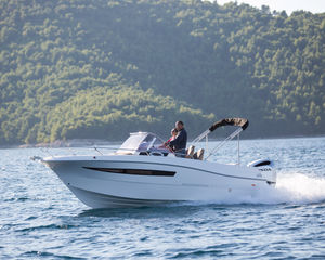 Atlantic Marine Sun Cruiser 690