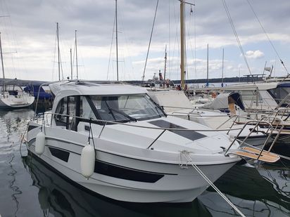 Bateau à moteur Beneteau Antares 9 OB · 2022 (0)