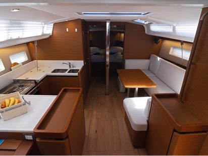 Sailboat Jeanneau Sun Odyssey 440 · 2025 · Sun Kiss (1)