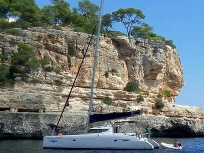 Catamaran Fountaine Pajot Lavezzi 40 · 2005 (0)