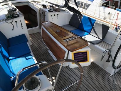 Sailboat Beneteau Oceanis 43 · 2008 (0)