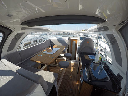 Motorboot Marex 320 ACC · 2023 · Morski konjic (1)