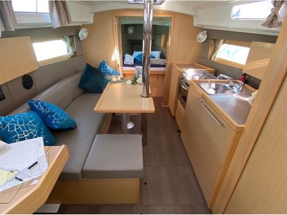 Sailboat Beneteau Oceanis 35.1 · 2018 · Nodus (1)