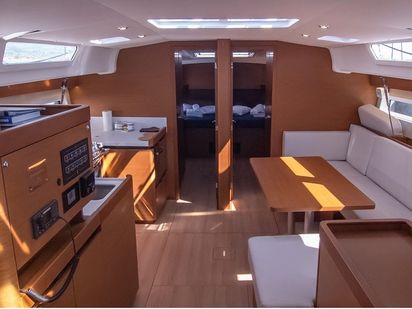 Voilier Jeanneau Sun Odyssey 490 · 2019 · MARINA GEN.+A.C. "Sails 2025" (1)