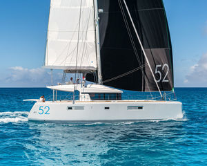 Lagoon 52F