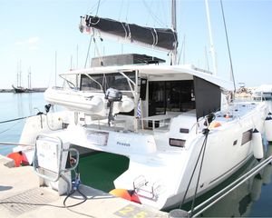 Lagoon 42