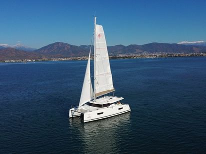 Katamaran Fountaine Pajot Astrea 42 · 2022 · Gloria (1)