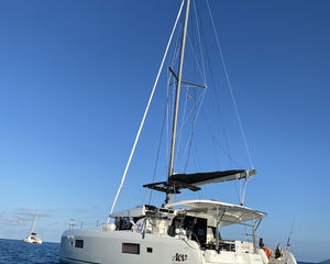 Lagoon 42
