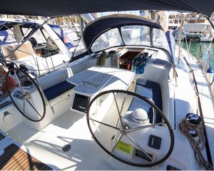 Beneteau Oceanis 43