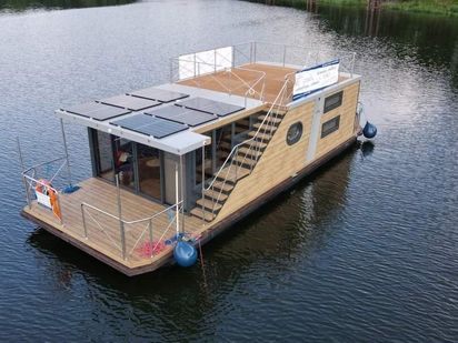 Łódź mieszkalna Campi 460 · 2023 (0)