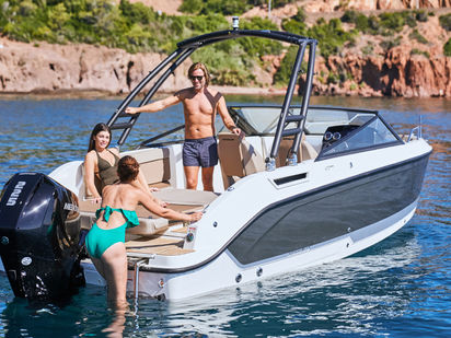 Lancha motora Quicksilver Activ 675 Bowrider · 2023 (0)