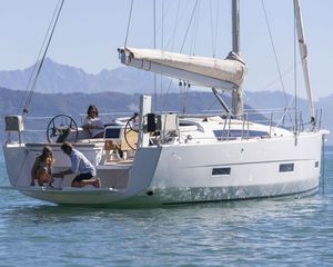 Dufour 430