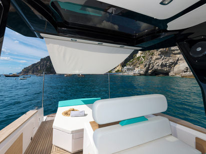 Imbarcazione a motore Allure Yachts 38 · 2021 · Sweet Life (1)