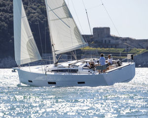 Dufour 430
