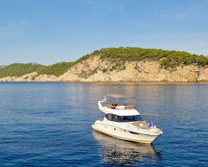 Jeanneau Prestige 400 Fly