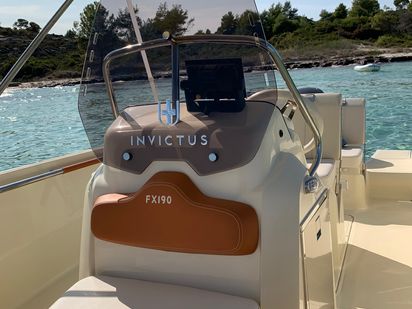 Speedboat Invictus 190 FX · 2020 · Invictus 2 (1)