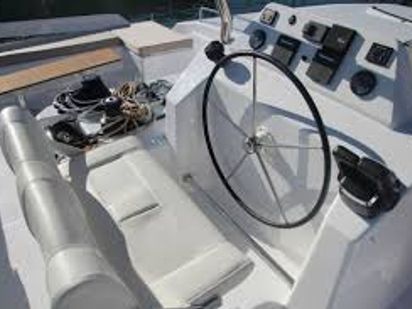 Paris (Dufour Catamaran 48) (1)