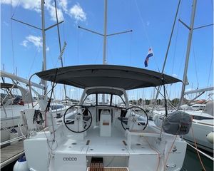 Beneteau Oceanis 38.1