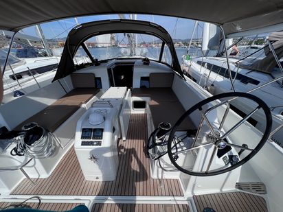 Velero Jeanneau Sun Odyssey 440 · 2023 · Elisabeth II (1)