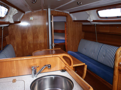 Sailboat Bavaria Cruiser 30 · 2006 · ANA (1)