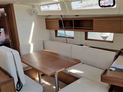 Sailboat Beneteau Oceanis 46.1 · 2023 · Luna (1)