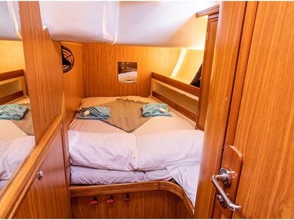 Christianna VII (en suite double cabin 1) (1)