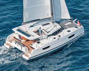 Fountaine Pajot Isla 40