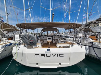 Barca a vela Bavaria C42 · 2023 · Mauvic (1)