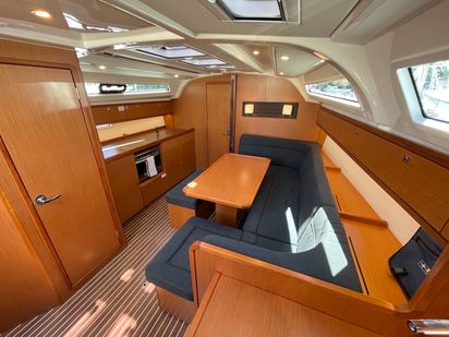 Velero Bavaria Cruiser 41 · 2022 · Ten (2)