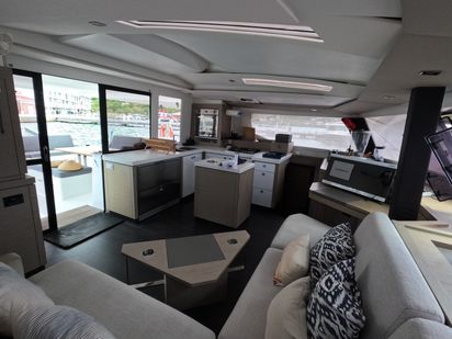 Catamaran Fountaine Pajot Saona 47 · 2020 · Champs-Elysees (1)