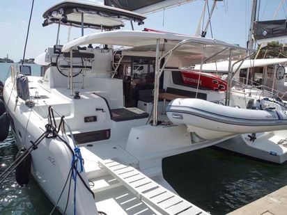 Catamaran Lagoon 42 · 2020 · DayElli (1)