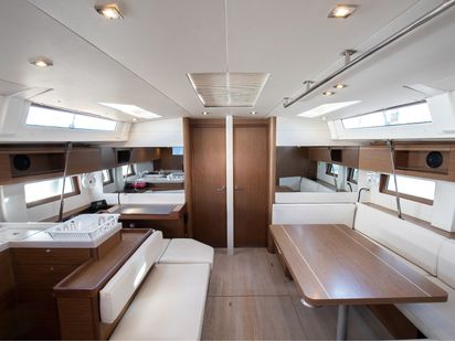 Hybris - Standard Line (1)